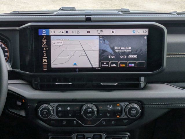 New 2026 Jeep Wrangler Unlimited Sahara AWD/4WD image 18