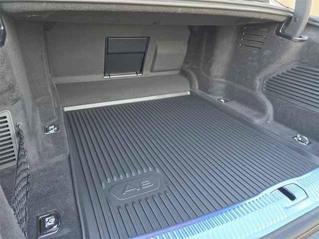 New 2025 Audi A8 L 3.0T image 28