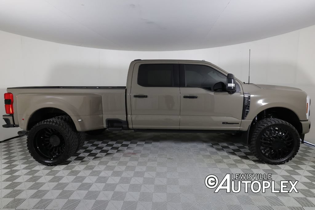 Used 2026 Ford F350 Platinum w/ Platinum Plus Package AWD/4WD image 4
