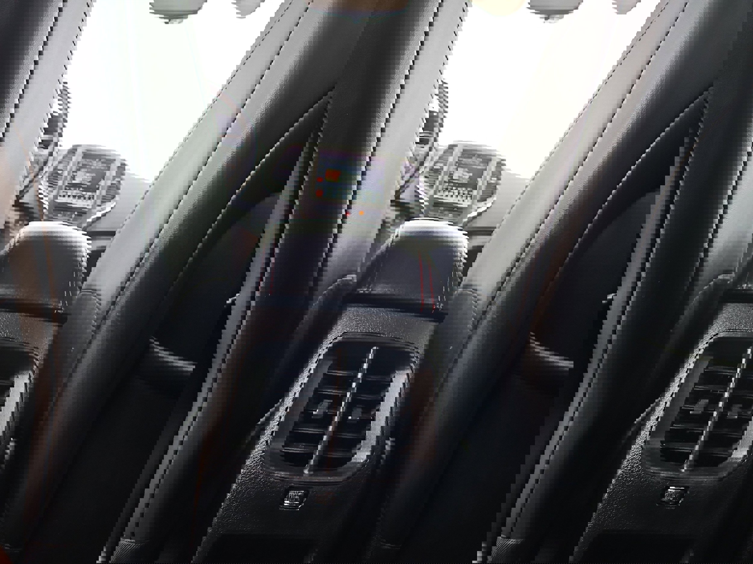 Used 2021 Jeep Cherokee Trailhawk image 32