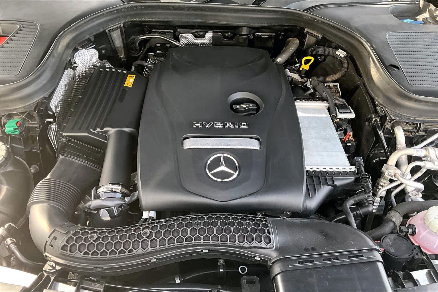 Used 2019 Mercedes-Benz GLC 350e 4MATIC image 32