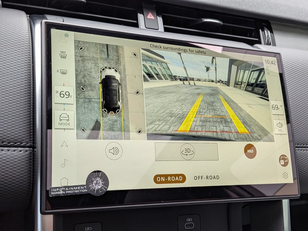 New 2026 Land Rover Discovery Sport Landmark AWD/4WD image 24