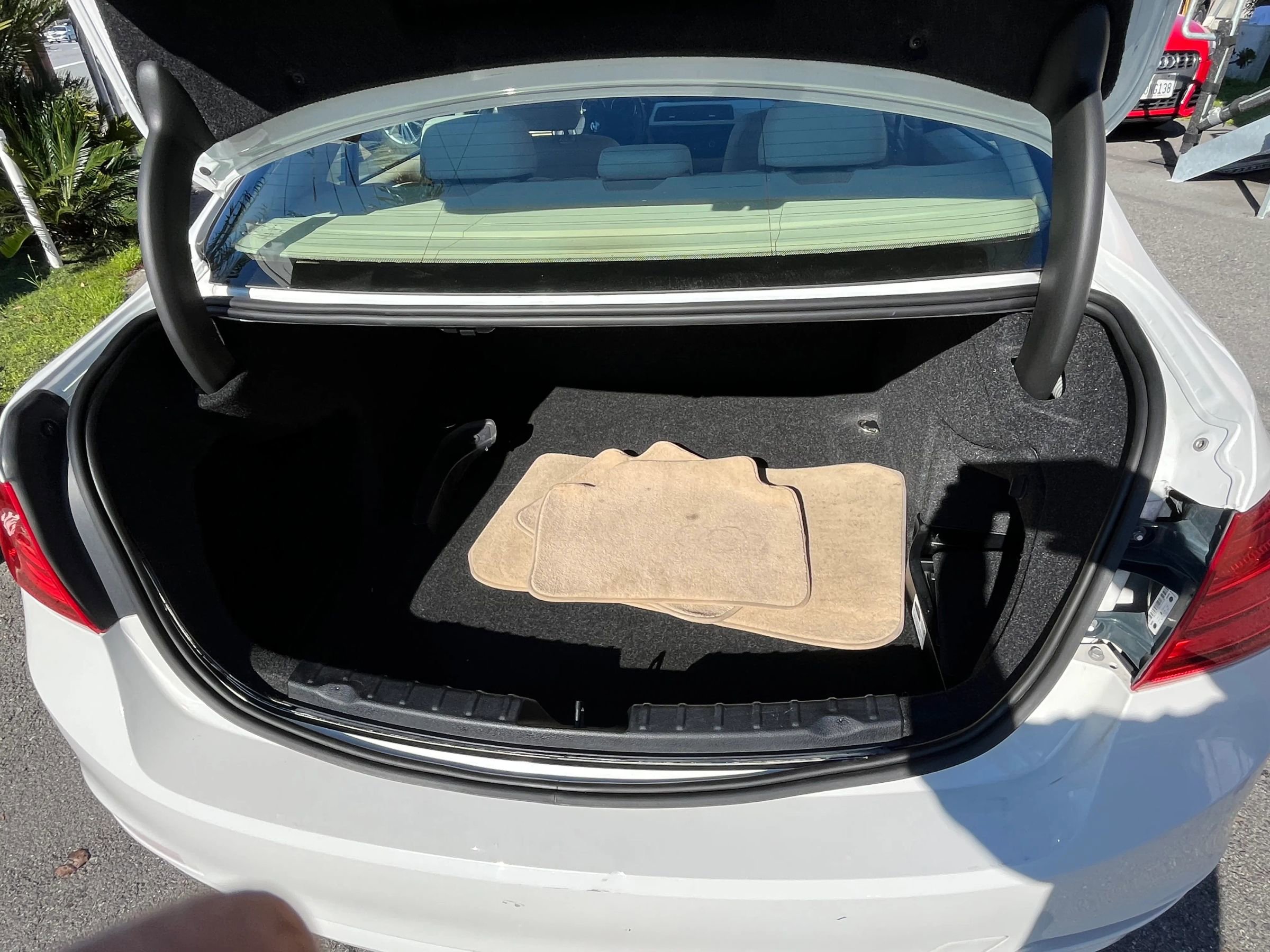 Used 2015 BMW 320i Sedan image 17