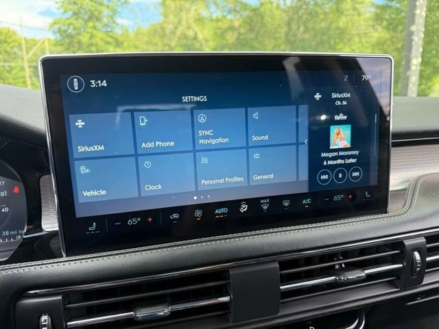 Used 2023 Lincoln Corsair AWD image 27