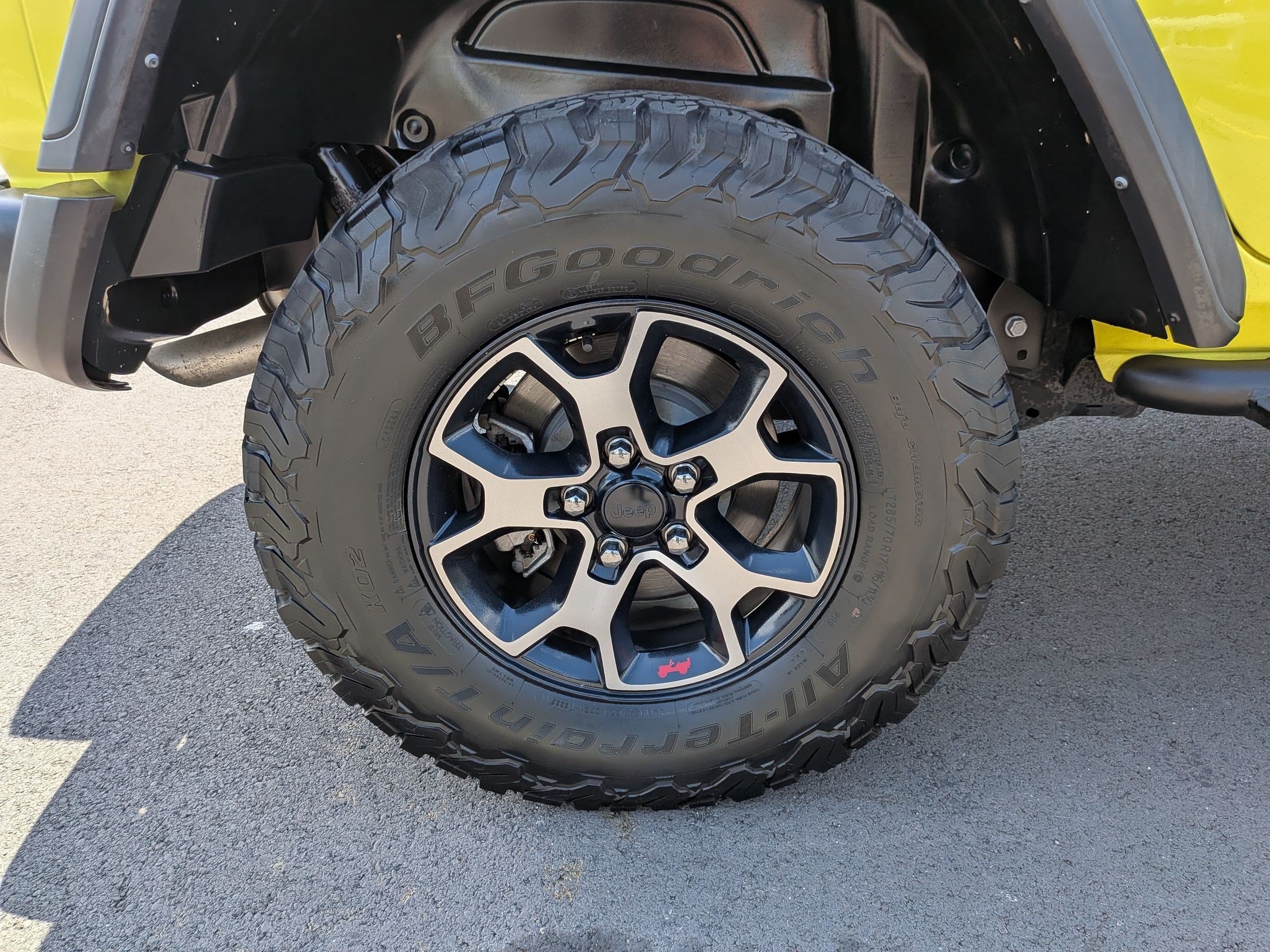 Used 2022 Jeep Wrangler Unlimited Rubicon w/ LED Lighting Group AWD/4WD image 13