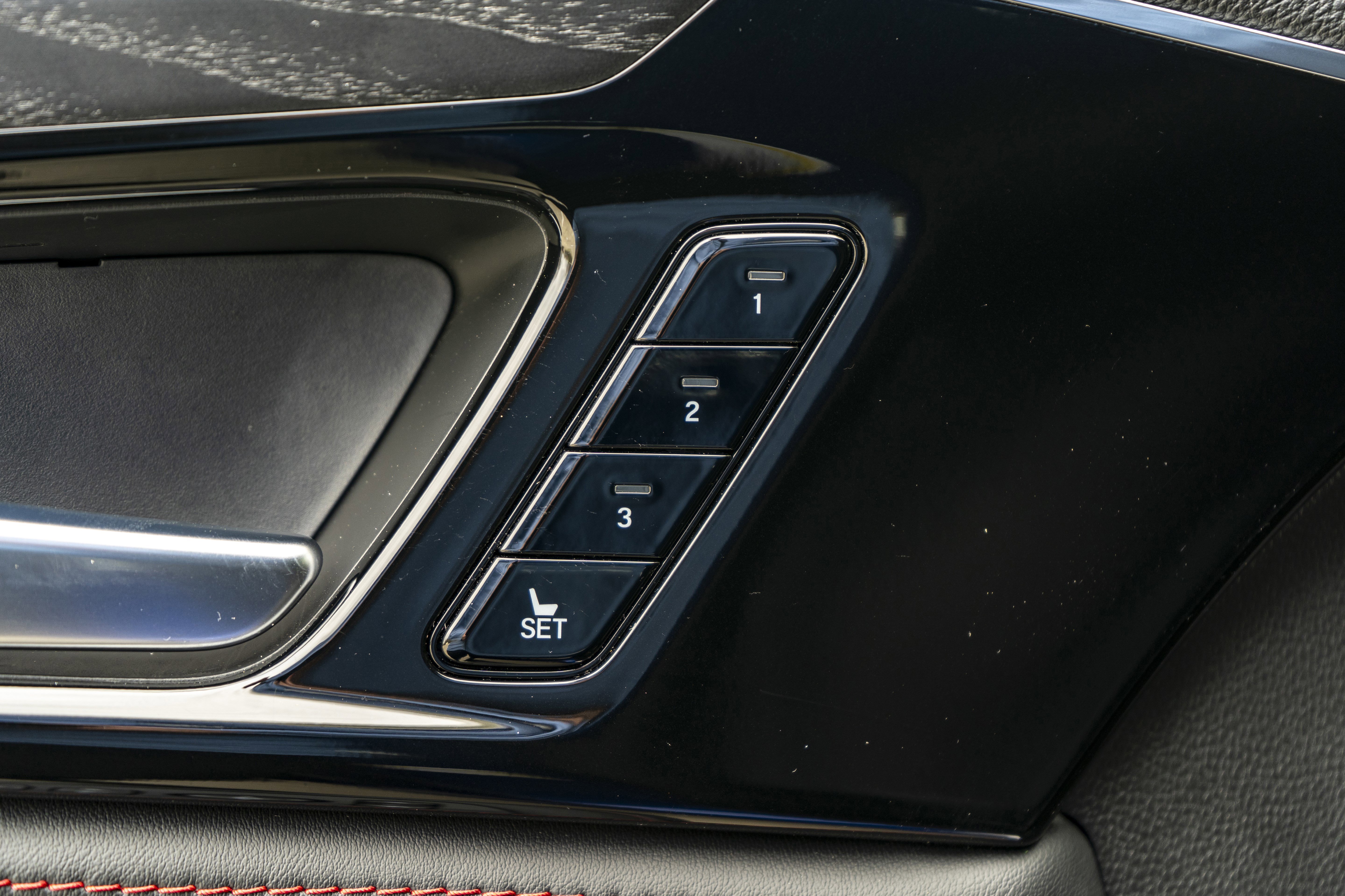 Used 2025 Acura MDX Type S image 39