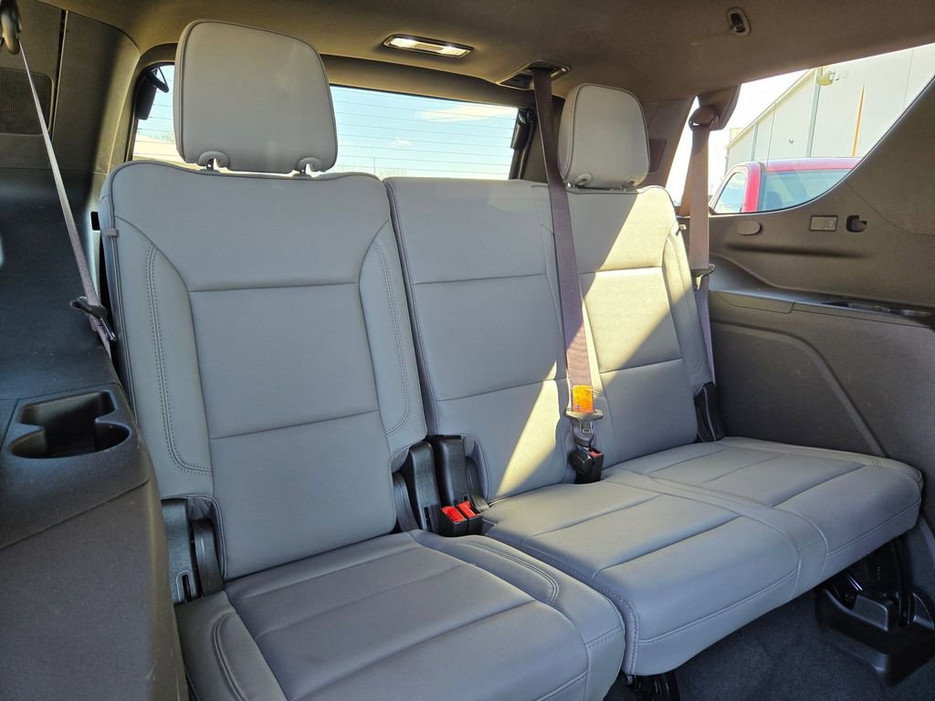 Used 2022 GMC Yukon SLT w/ SLT Premium Package image 31