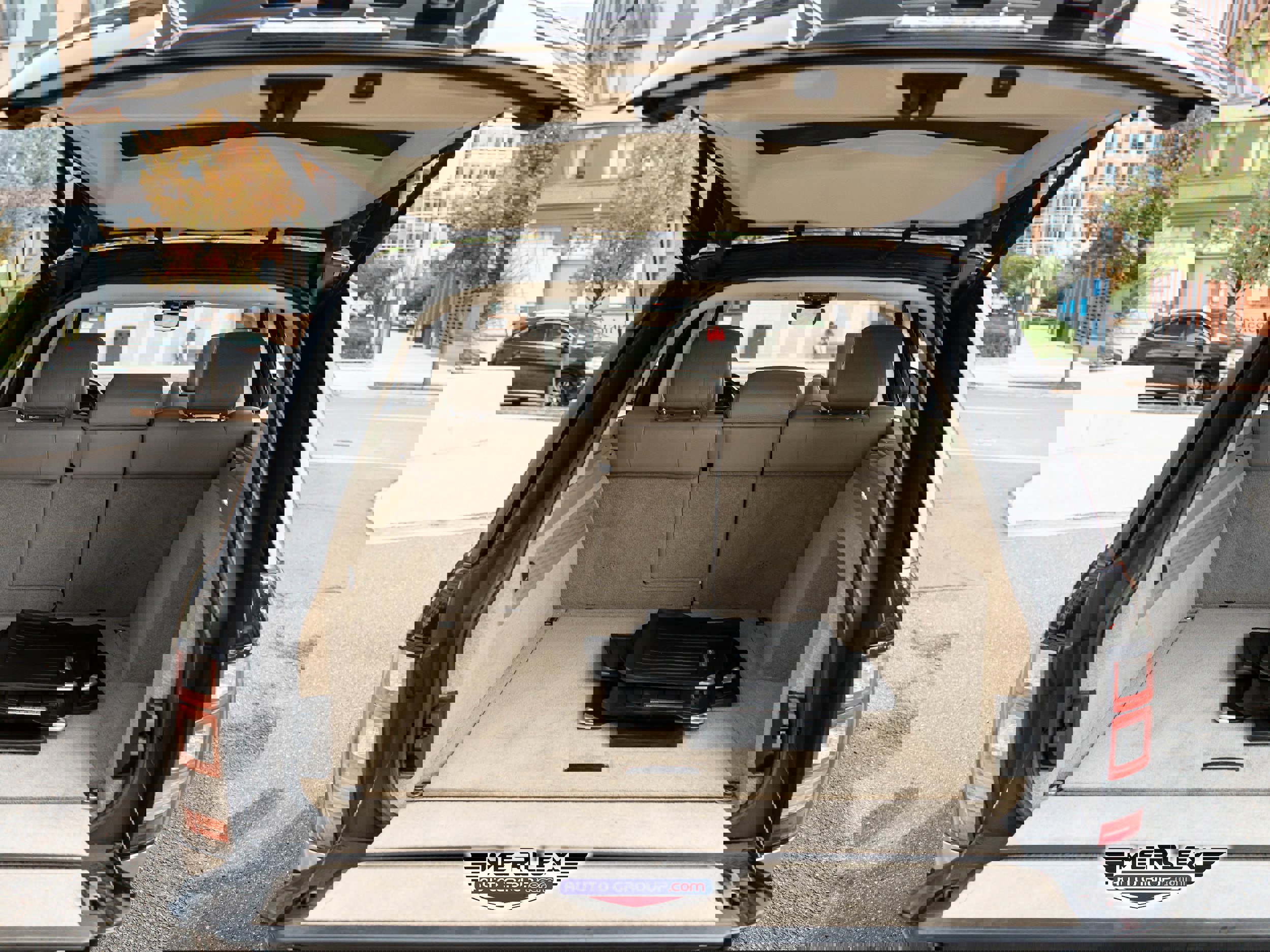 Used 2017 Land Rover Range Rover Supercharged image 51