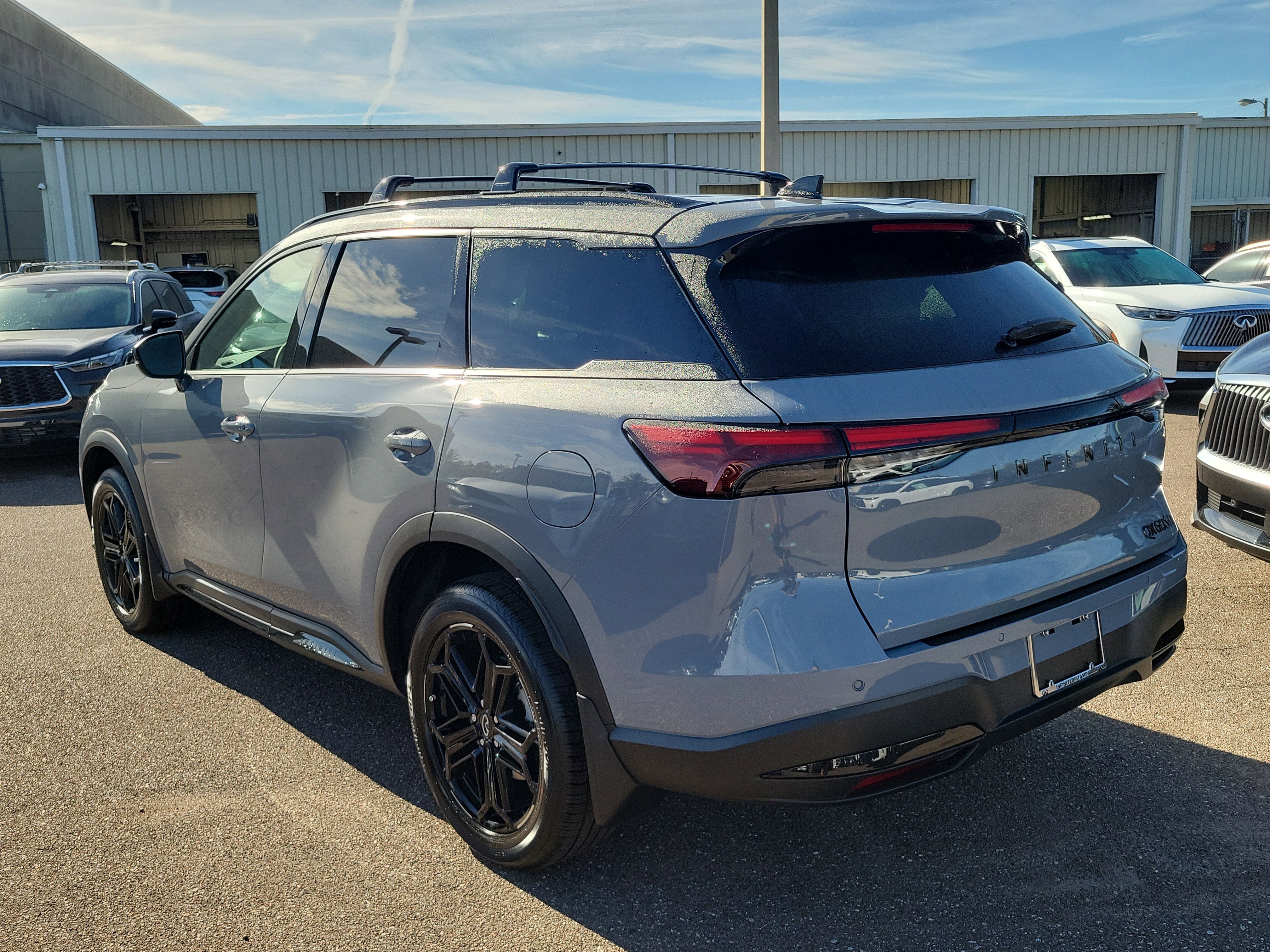 New 2026 INFINITI QX60 Sport w/ Dark Cargo Package image 4