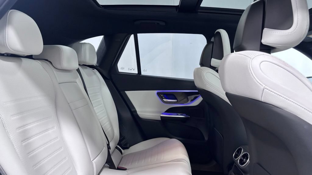 Certified 2024 Mercedes-Benz GLC 300 4MATIC image 25