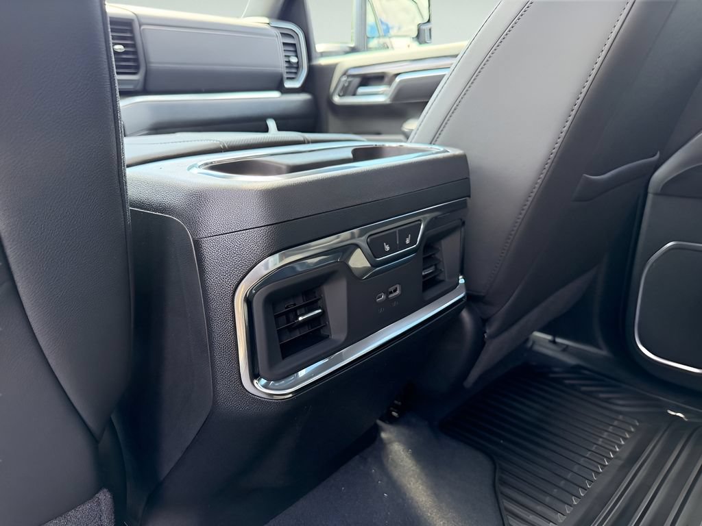 New 2026 Chevrolet Silverado 2500 LTZ w/ LTZ Premium Package AWD/4WD image 37