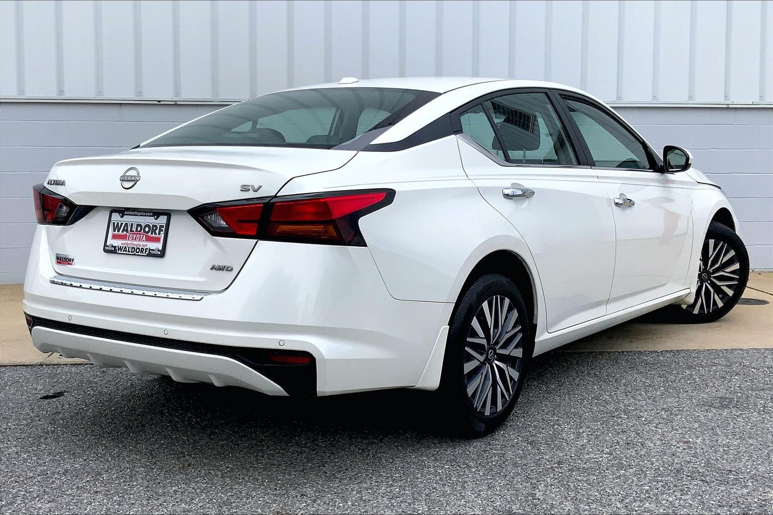 Used 2023 Nissan Altima 2.5 SV AWD/4WD image 17