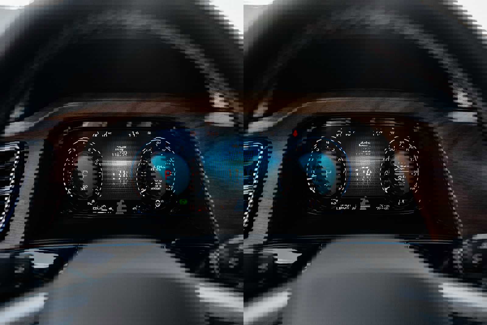 Used 2025 Volkswagen Atlas SE image 8