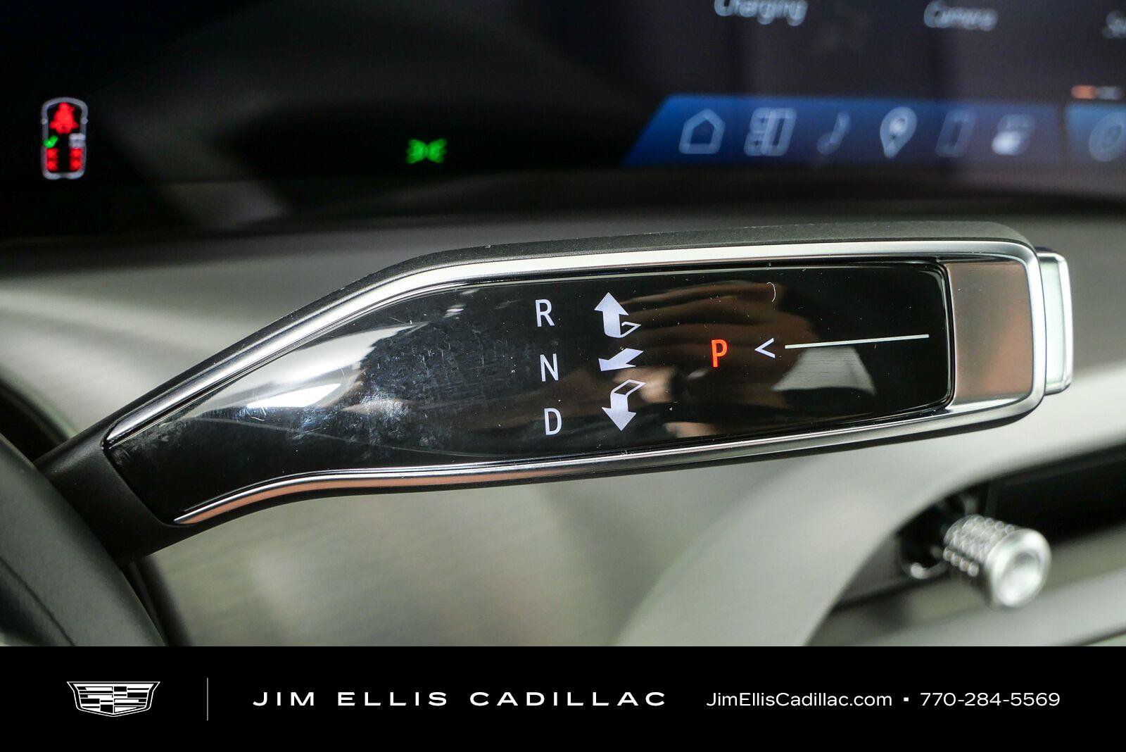 New 2027 Cadillac Vistiq Luxury AWD/4WD image 16