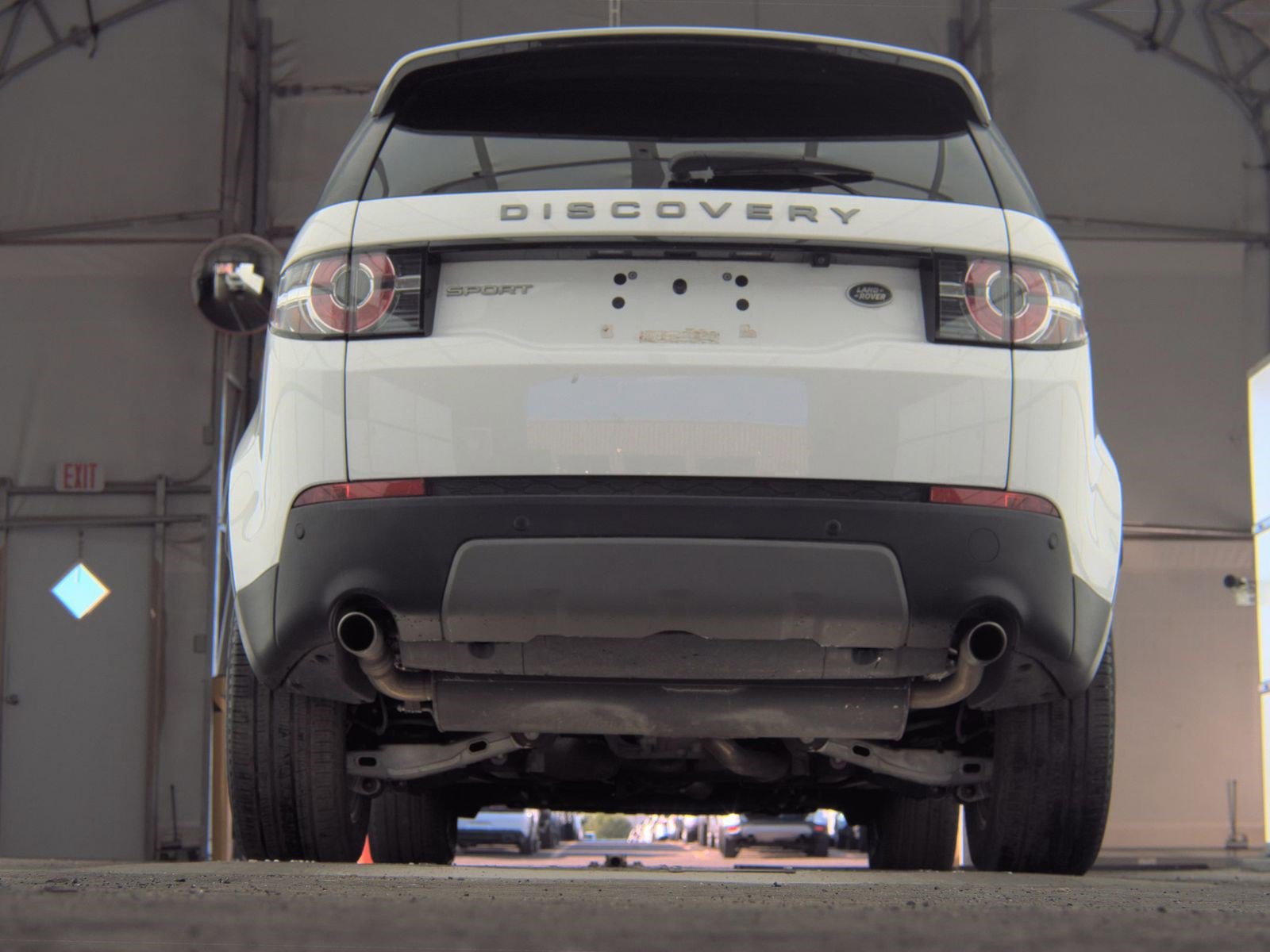 Used 2019 Land Rover Discovery Sport SE image 6