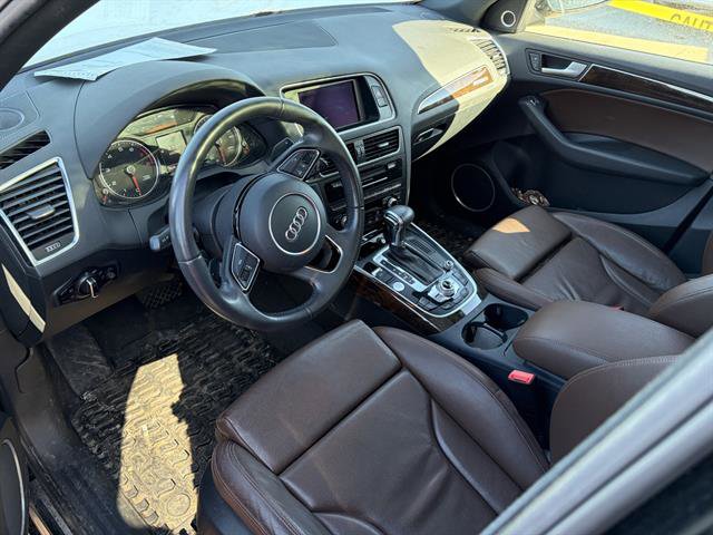 Used 2013 Audi Q5 3.0T Prestige w/ Prestige Pkg image 3