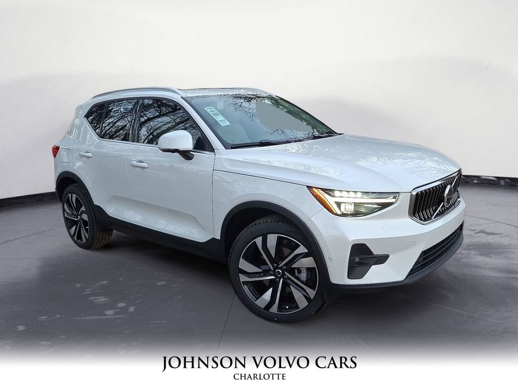 New 2025 Volvo XC40 B5 Ultra w/ Protection Package Premier
