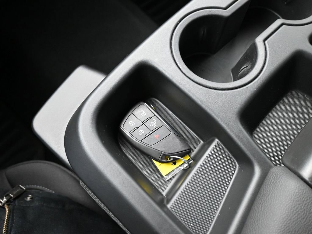 Used 2026 GMC Sierra 1500 SLE w/ Preferred Package image 16