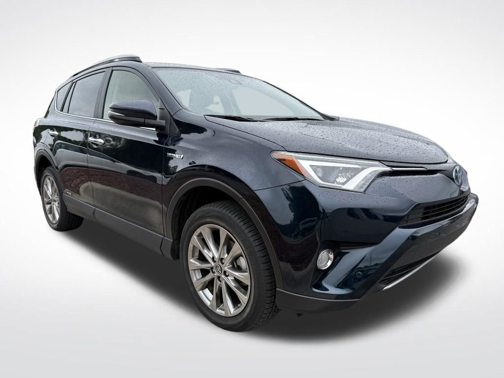 Used 2017 Toyota RAV4 Limited AWD/4WD image 3