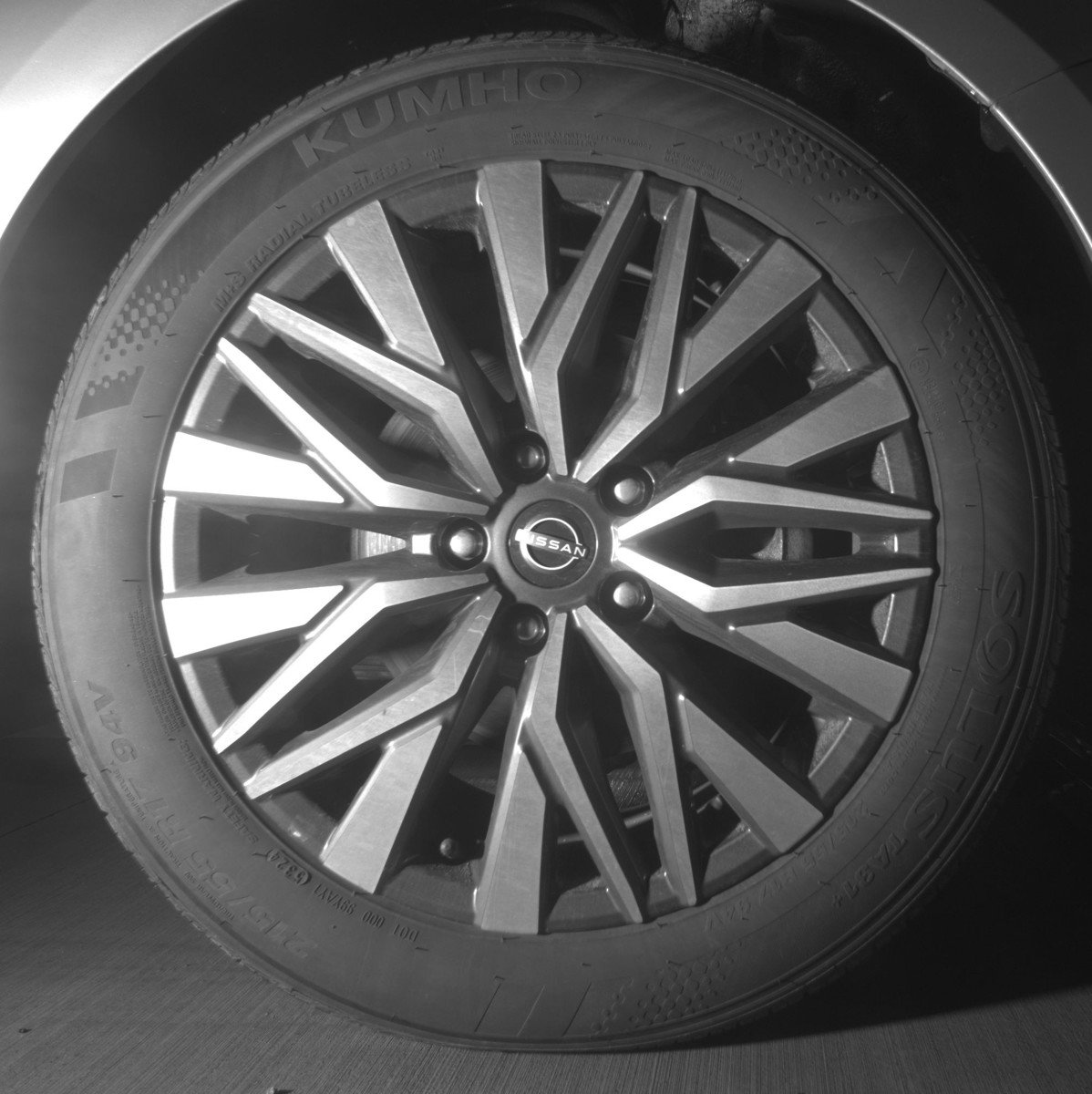 Used 2025 Nissan Altima 2.5 SV image 13