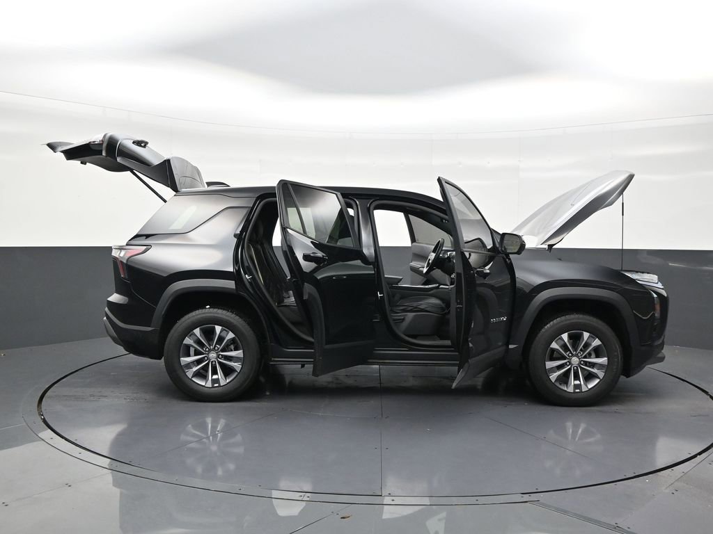 Used 2025 Chevrolet Equinox LT w/ Safety and Technology Package FWD image 30