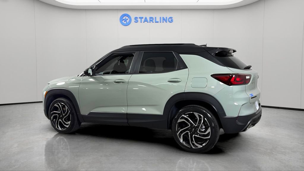 Certified 2024 Chevrolet TrailBlazer RS w/ Driver Confidence Package image 11