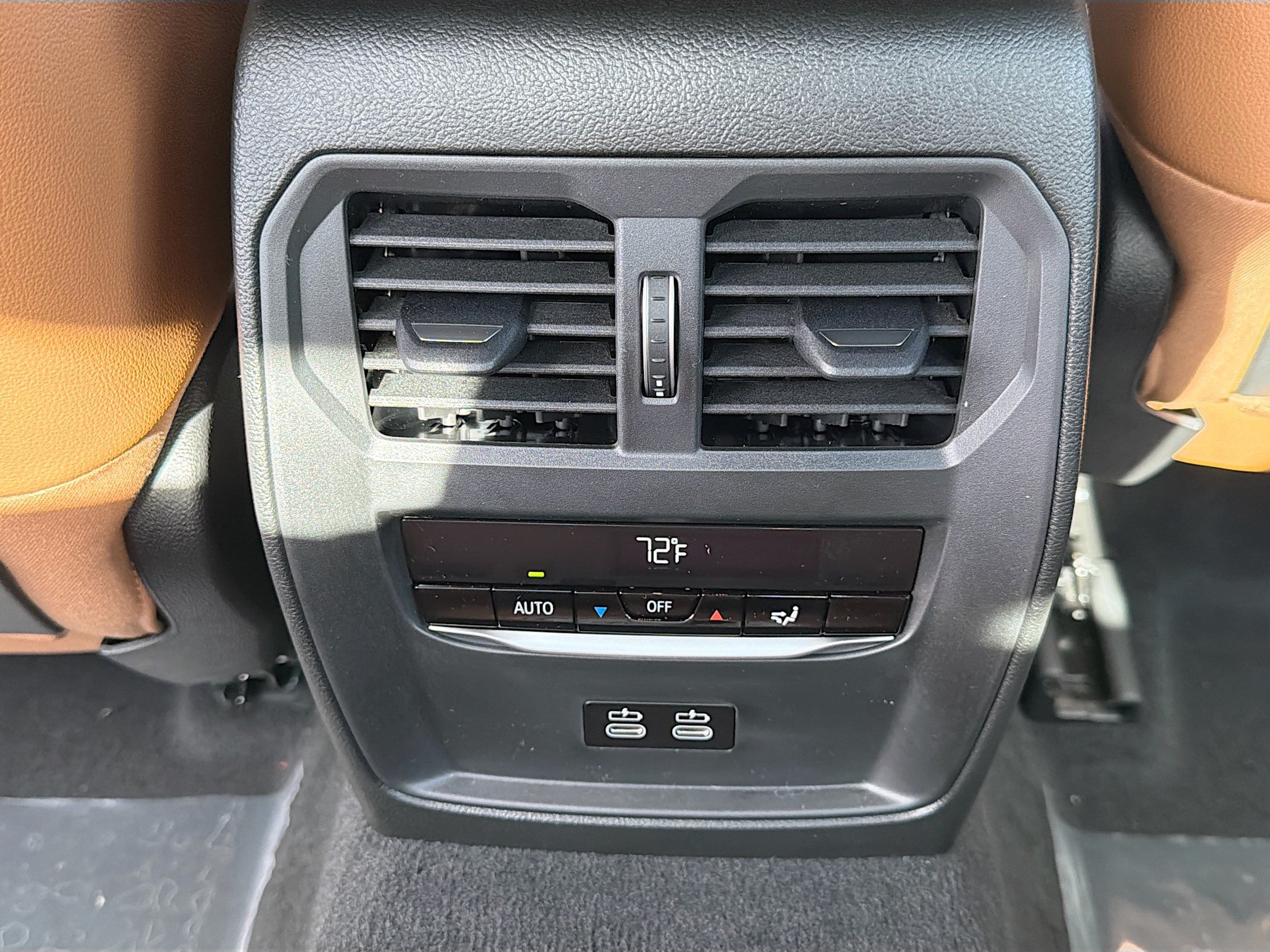 New 2026 BMW 330i Sedan w/ M Sport Package RWD image 19