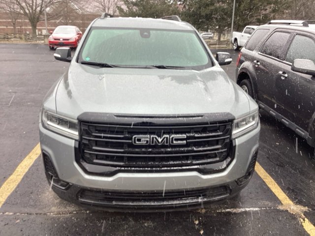 Used 2023 GMC Acadia SLT w/ Elevation Edition video 2