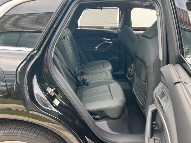 New 2025 Audi Q5 Premium Plus image 24