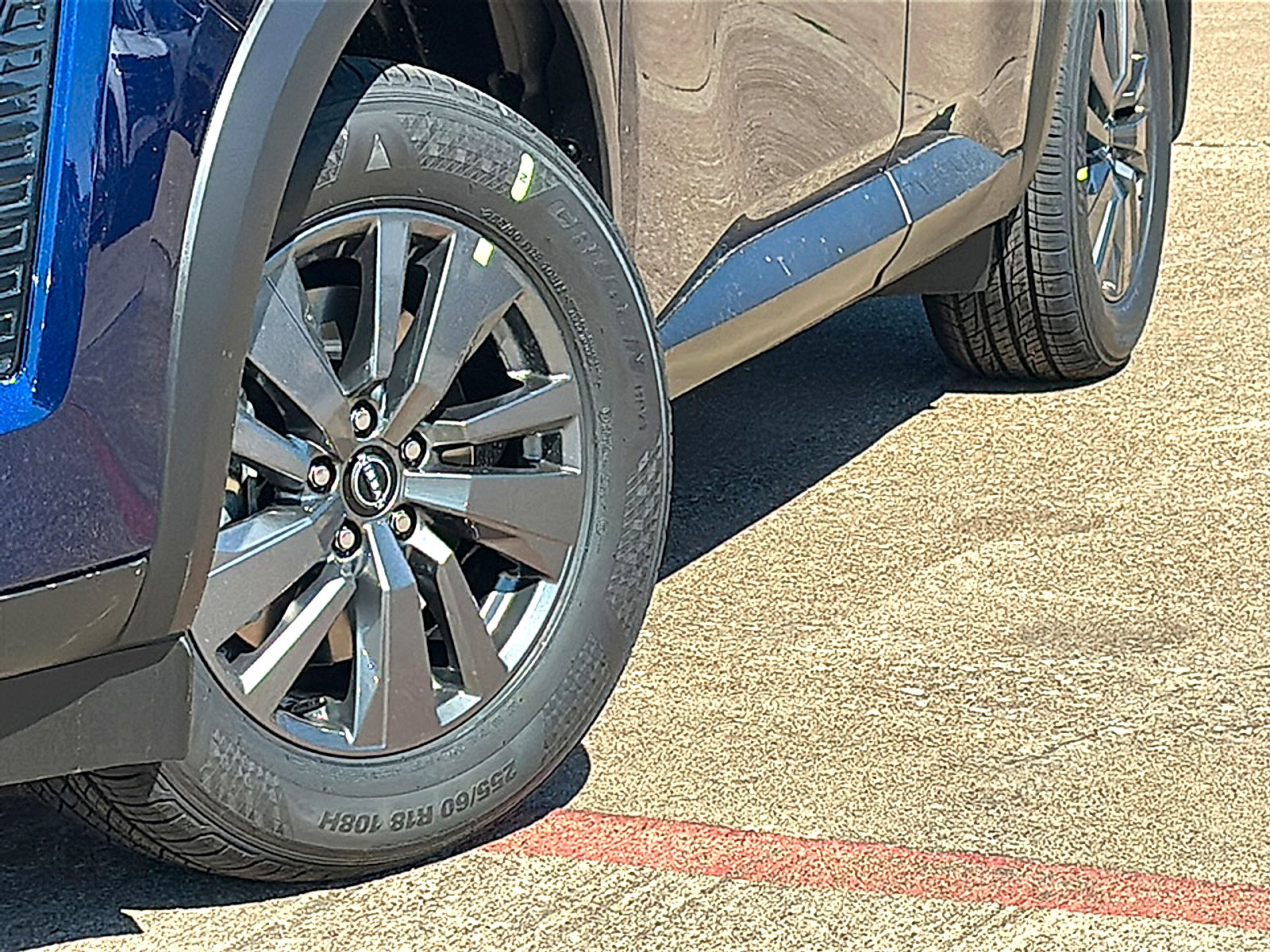 New 2026 Nissan Pathfinder SV image 3