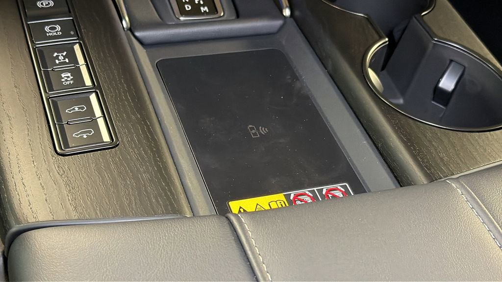 New 2026 Lexus LX 700h Luxury image 23