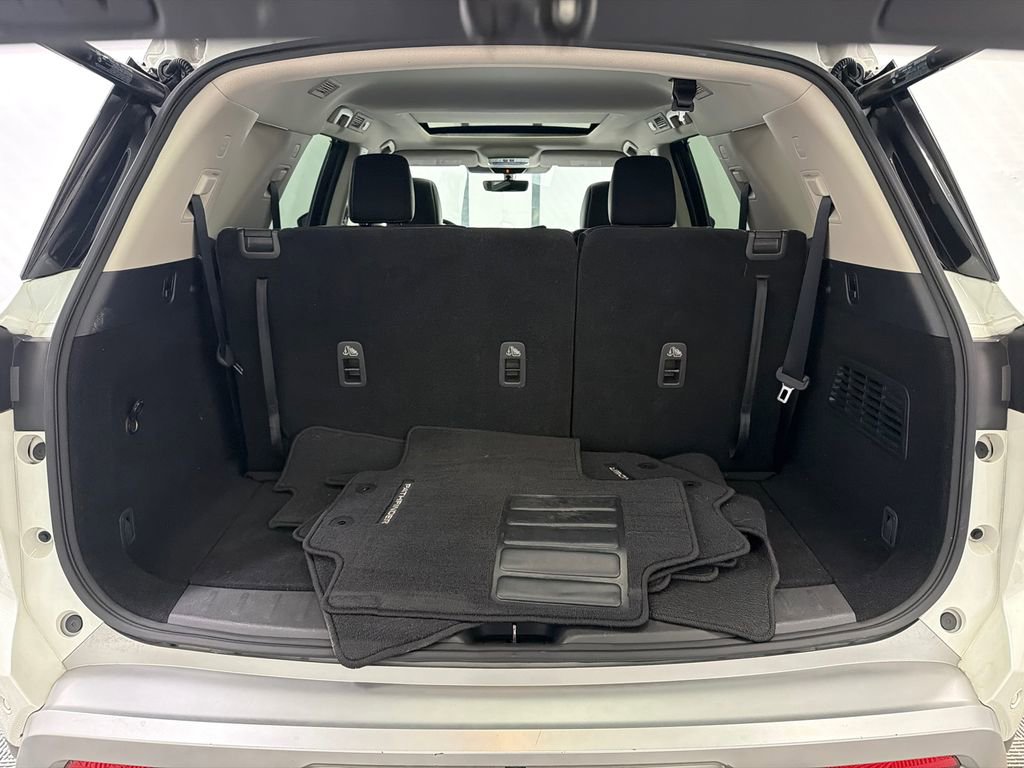 Used 2023 Nissan Pathfinder SL w/ SL Premium Package FWD image 19