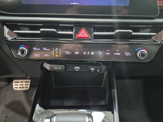 Certified 2024 Kia Niro EX Touring FWD image 24