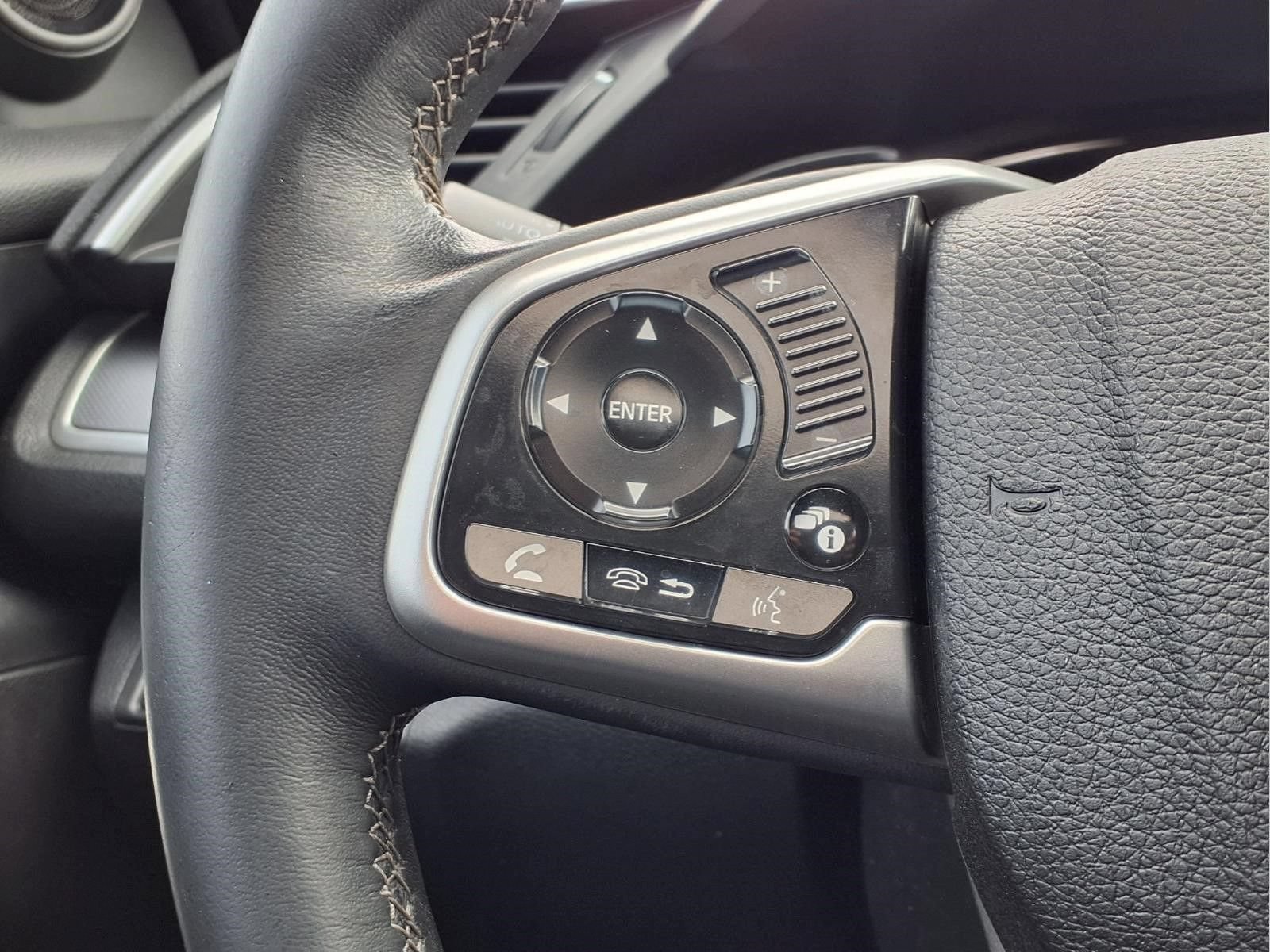 Used 2018 Honda Civic EX-T image 18