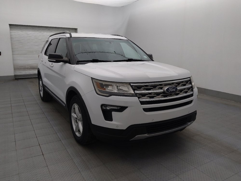 Used 2018 Ford Explorer XLT w/ Equipment Group 202A image 13