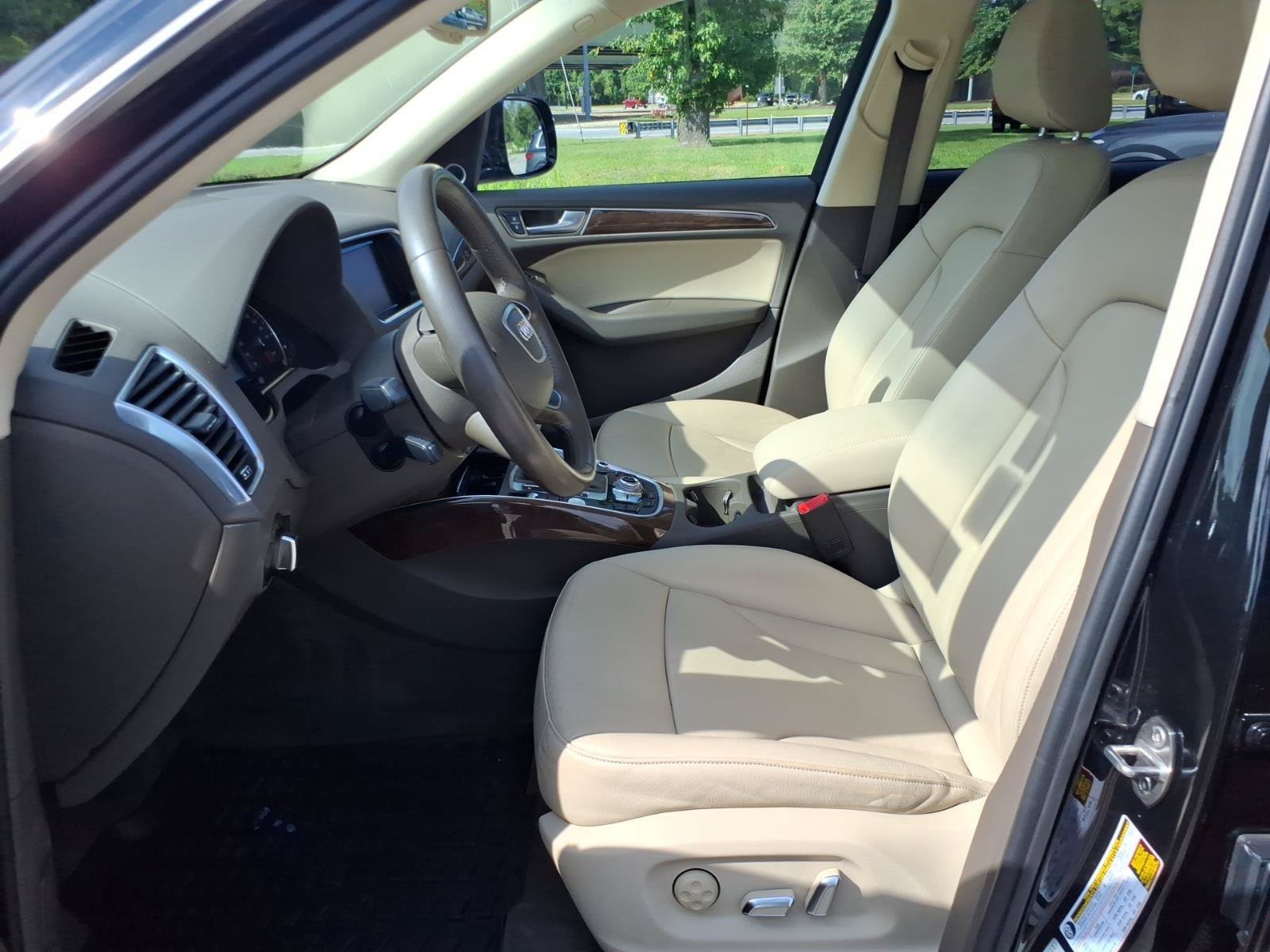 Used 2016 Audi Q5 2.0T Premium Plus AWD/4WD image 12