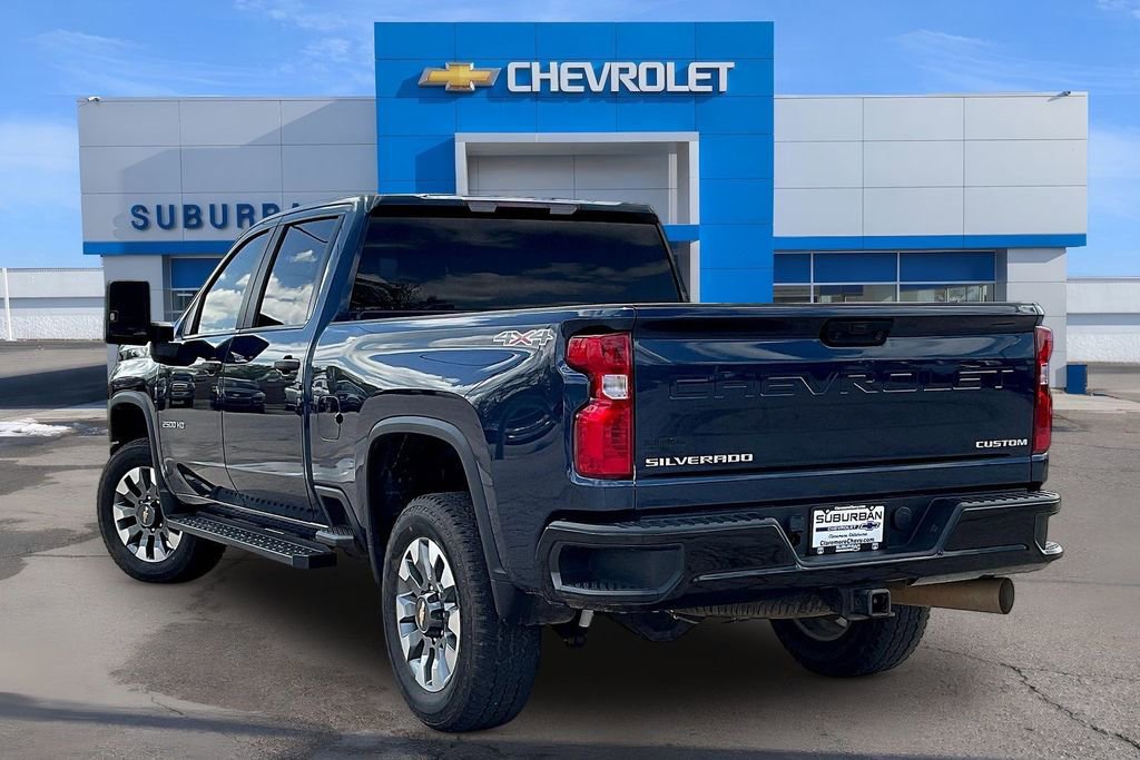 Used 2022 Chevrolet Silverado 2500 Custom w/ Custom Value Package image 11