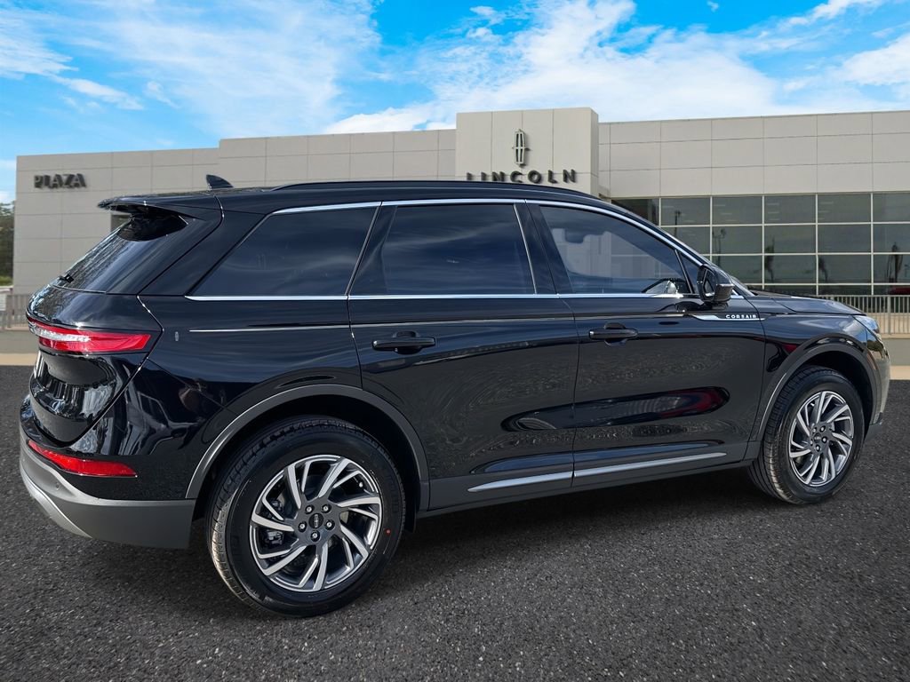 New 2026 Lincoln Corsair Premiere image 3