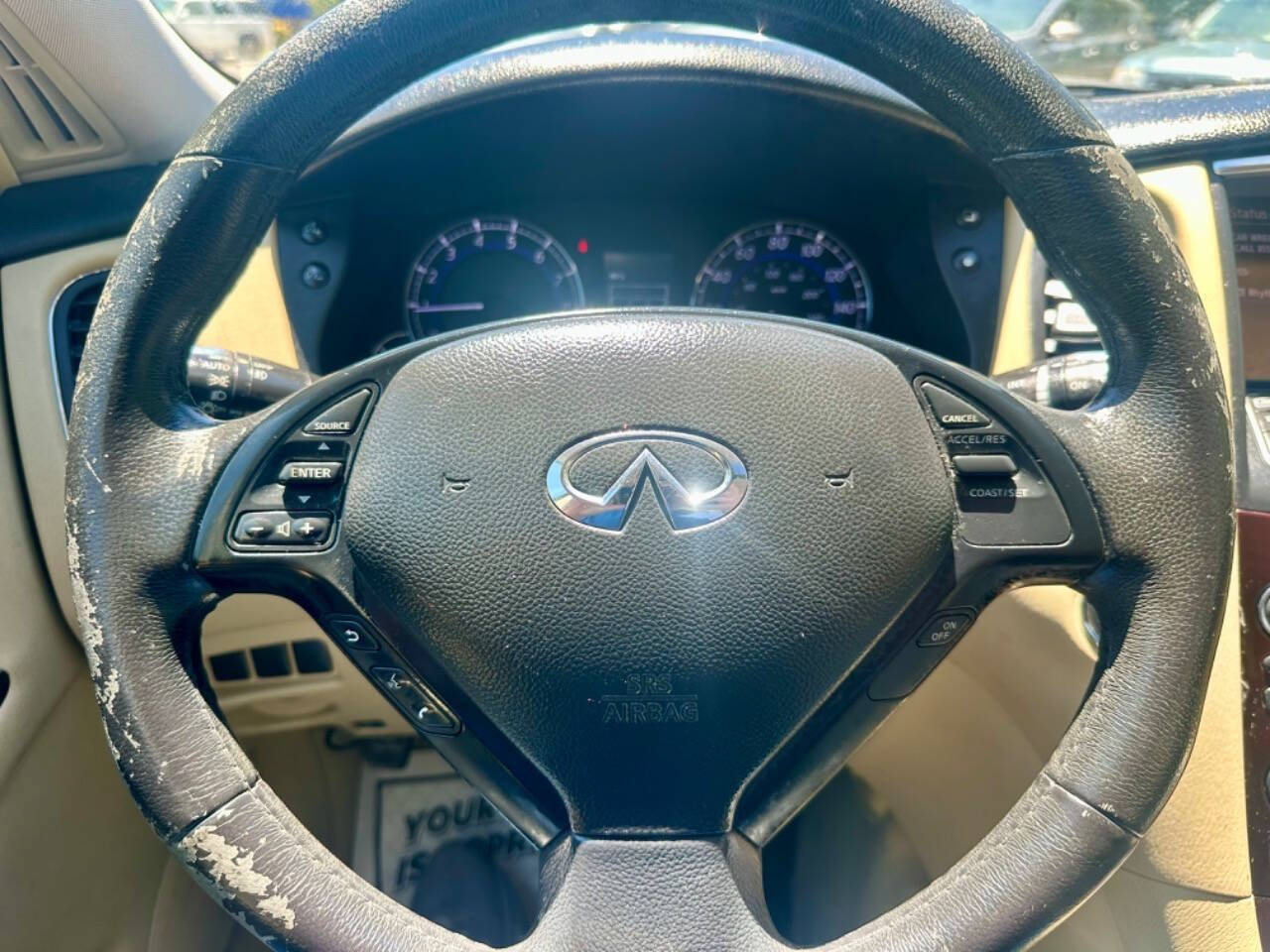 Used 2016 INFINITI QX50 AWD w/ Premium Plus Package image 22
