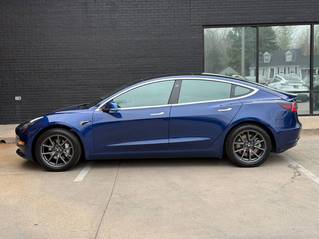 Used 2019 Tesla Model 3 Standard Range Plus RWD image 16