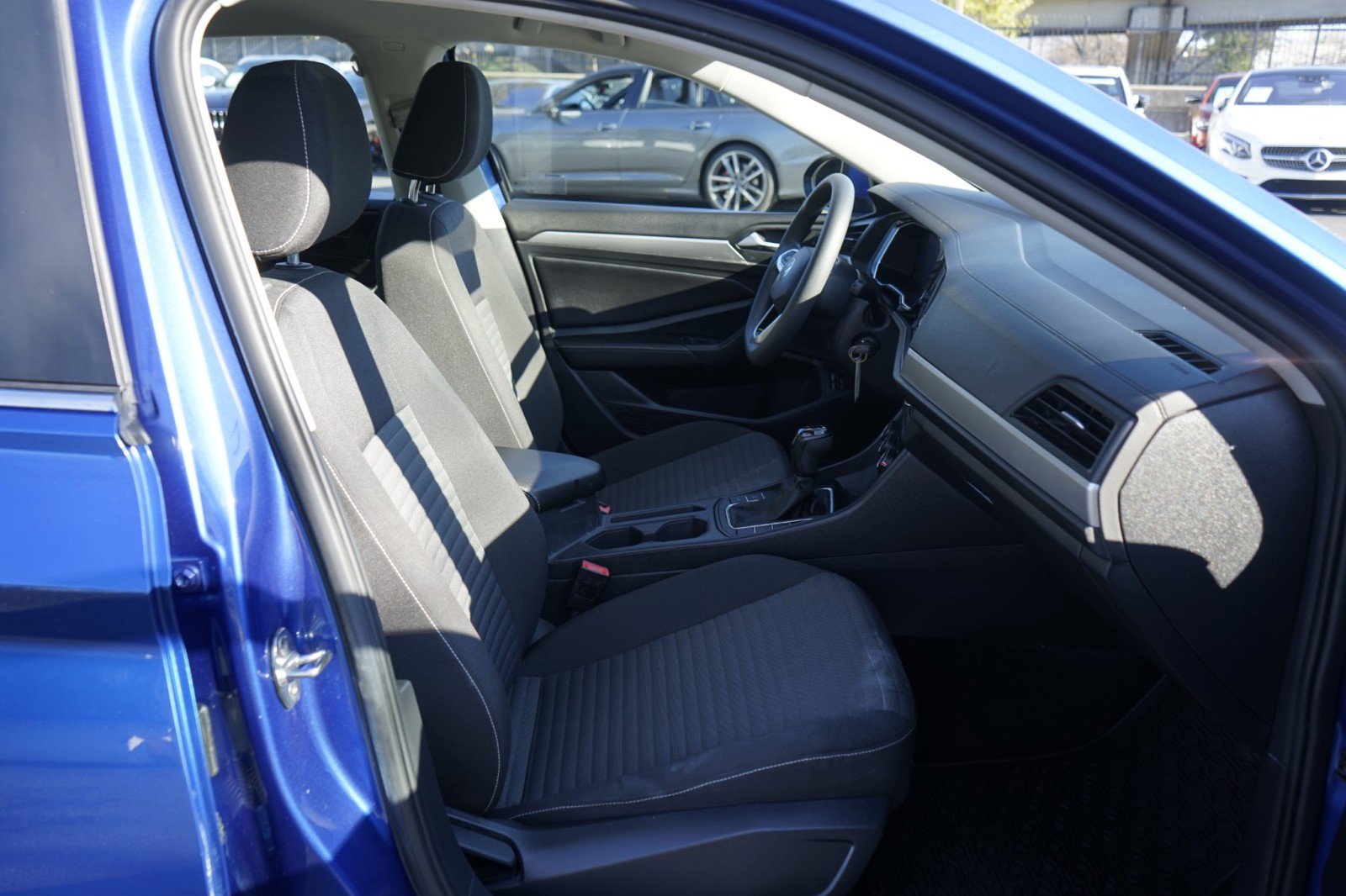 Used 2022 Volkswagen Jetta S image 19