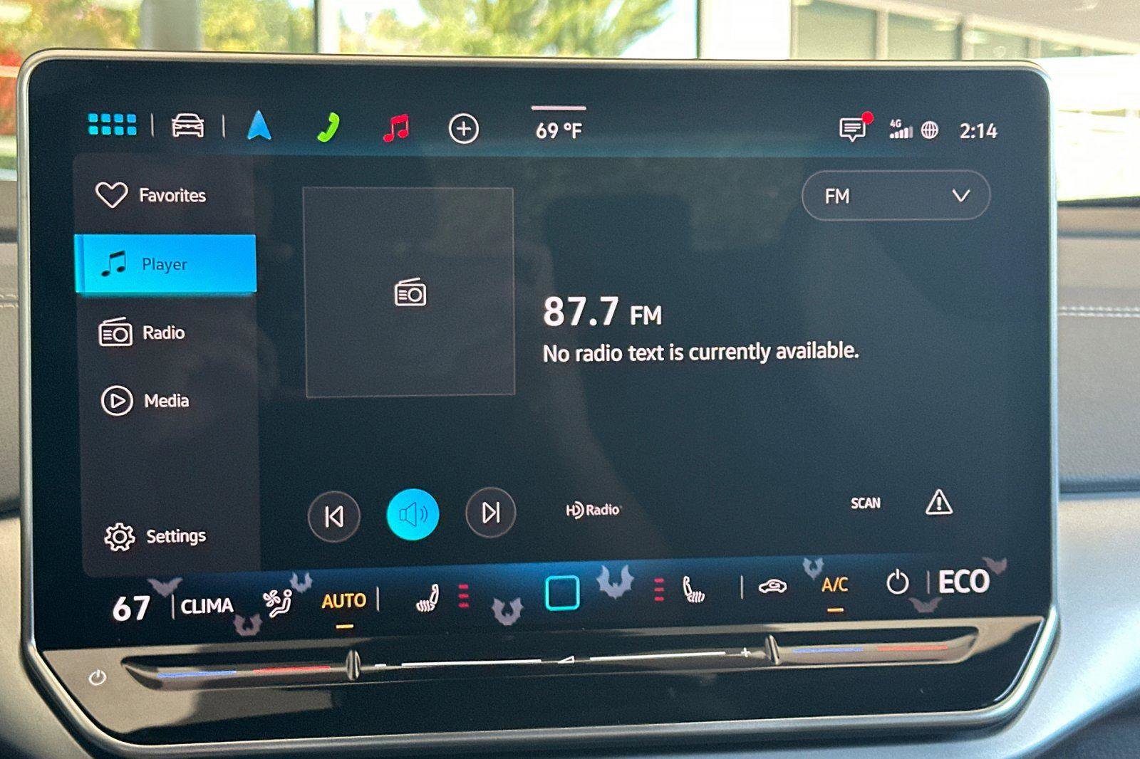 New 2025 Volkswagen ID.4 Pro image 17
