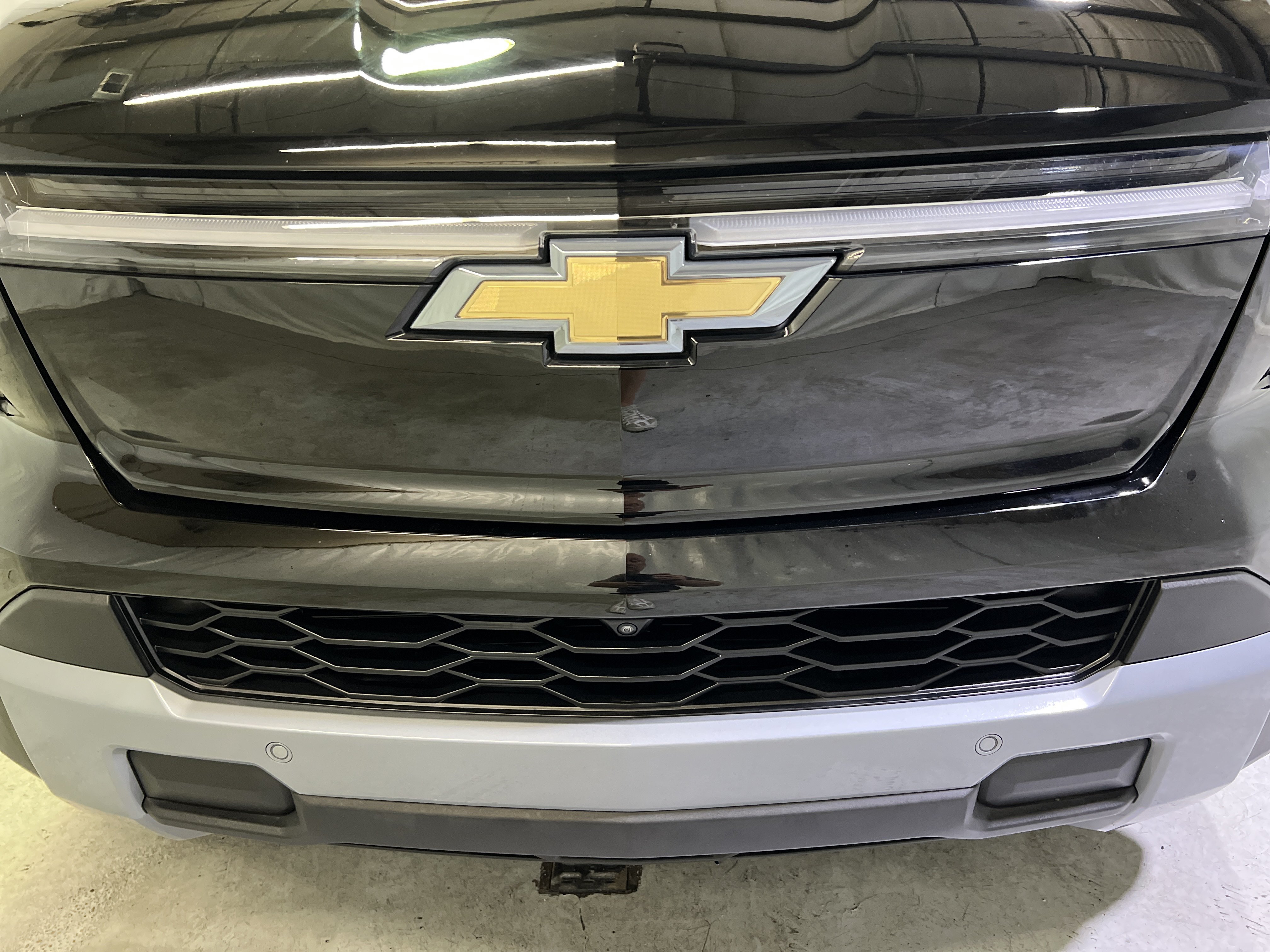 Certified 2025 Chevrolet Silverado EV LT AWD/4WD image 4