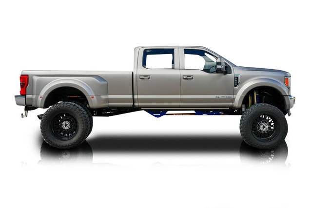 Used 2017 Ford F450 King Ranch w/ King Ranch Ultimate Package AWD/4WD image 2