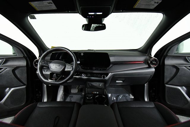 Used 2025 Chevrolet Equinox RS image 18