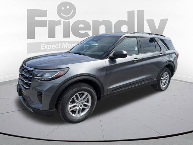 Used 2027 Ford Explorer Active AWD/4WD image 2