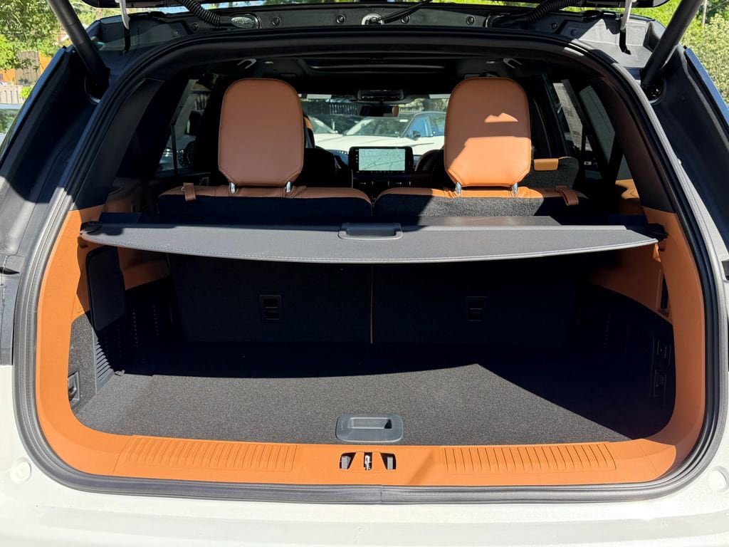 New 2026 Lincoln Aviator Black Label w/ Black Label Special Edition AWD/4WD image 9