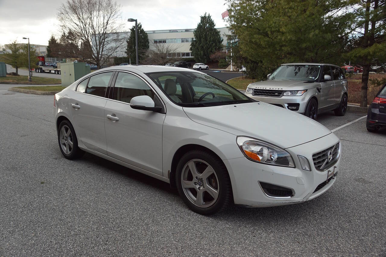Used 2012 Volvo S60 T5 image 10