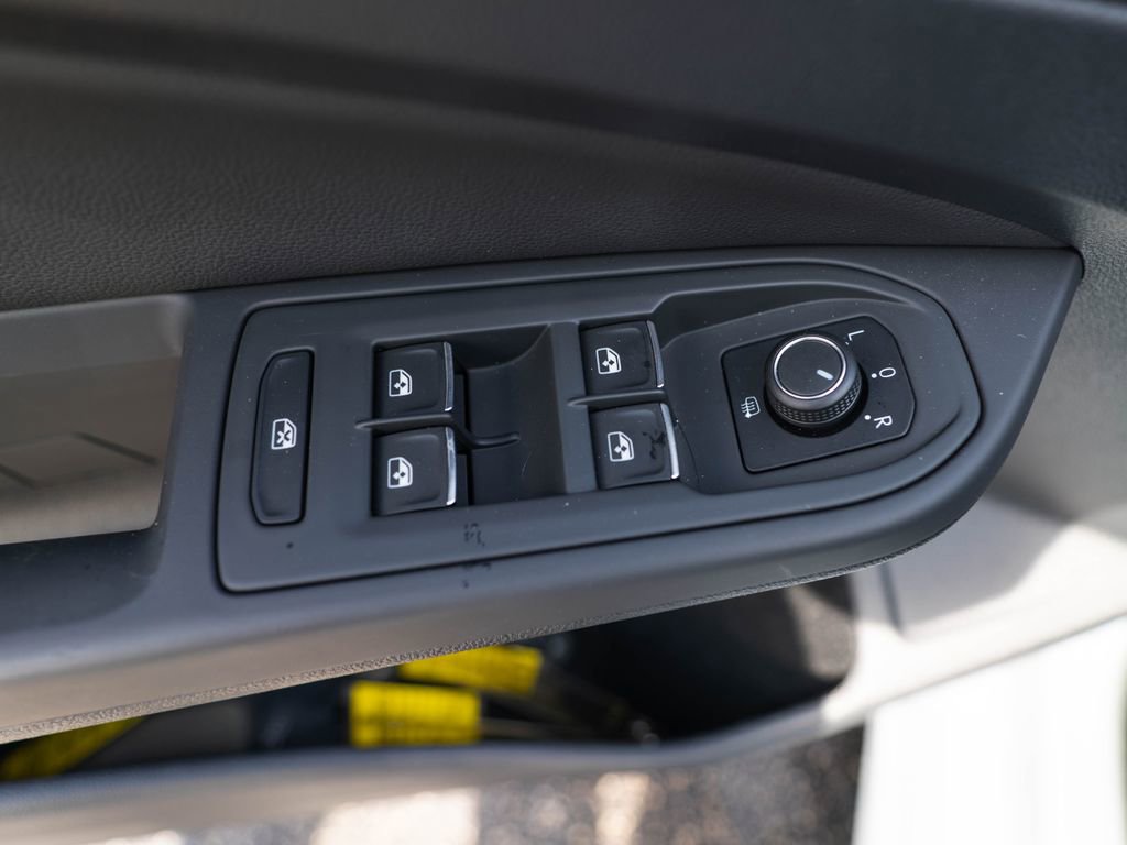 Used 2022 Volkswagen Golf R image 26
