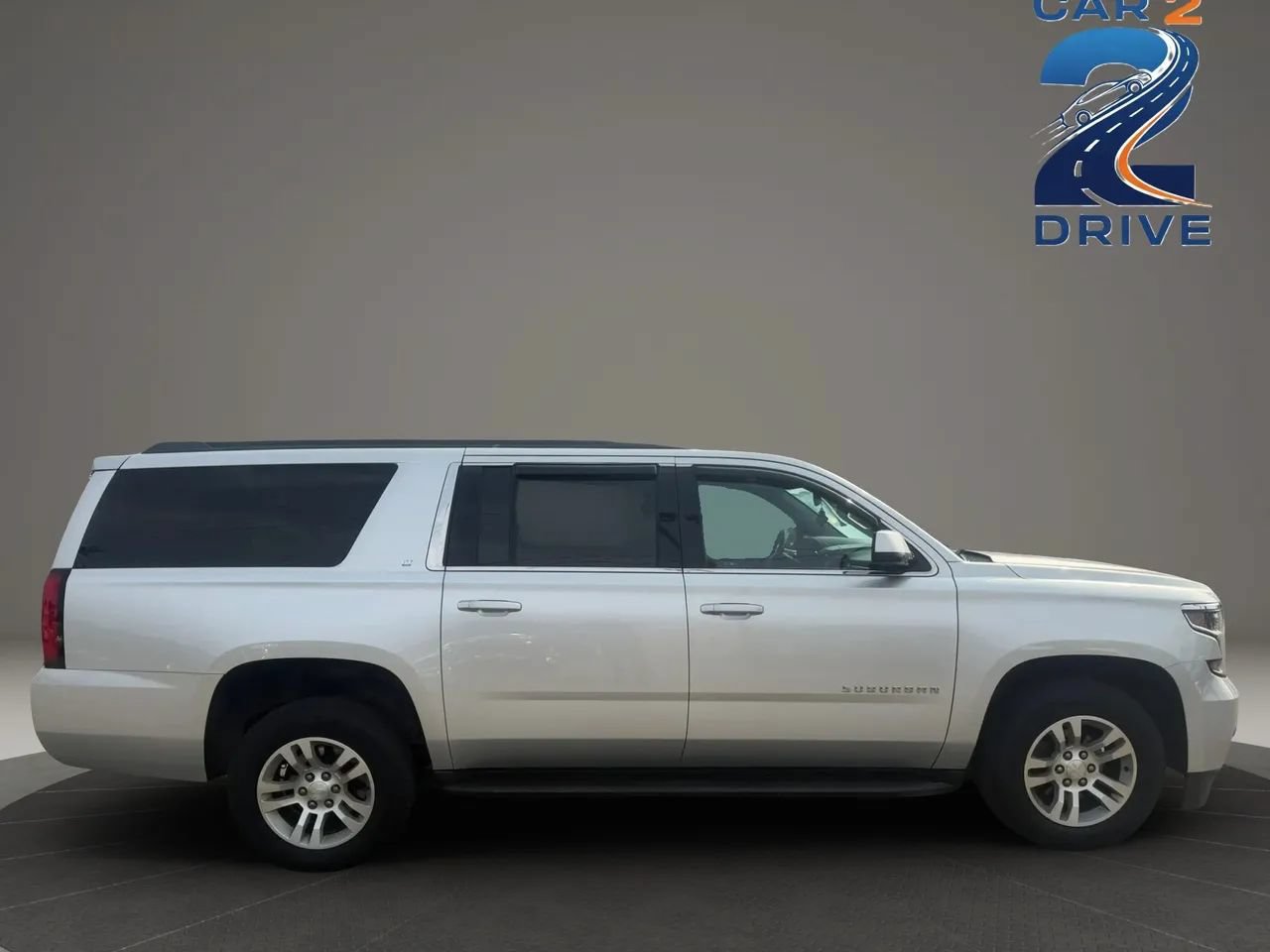 Used 2018 Chevrolet Suburban LT AWD/4WD image 5